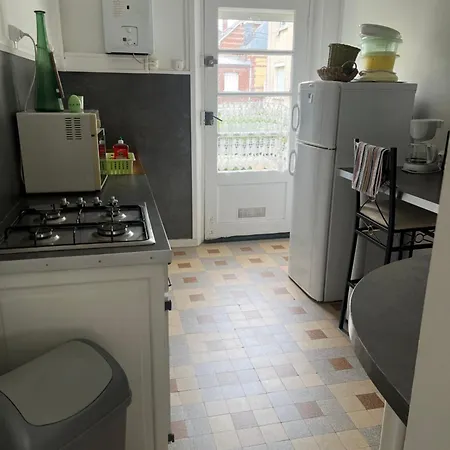 Holiday home Les Flots *